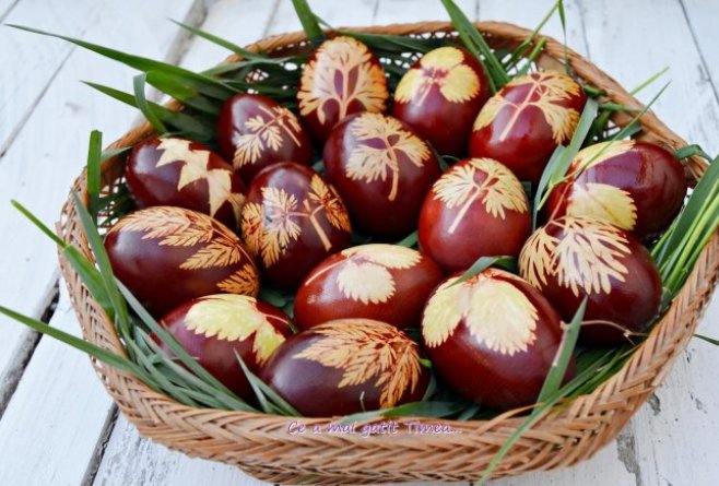 Tehnici si trucuri de vopsire a oualor de Paste - Creativitate pentru intreaga familie