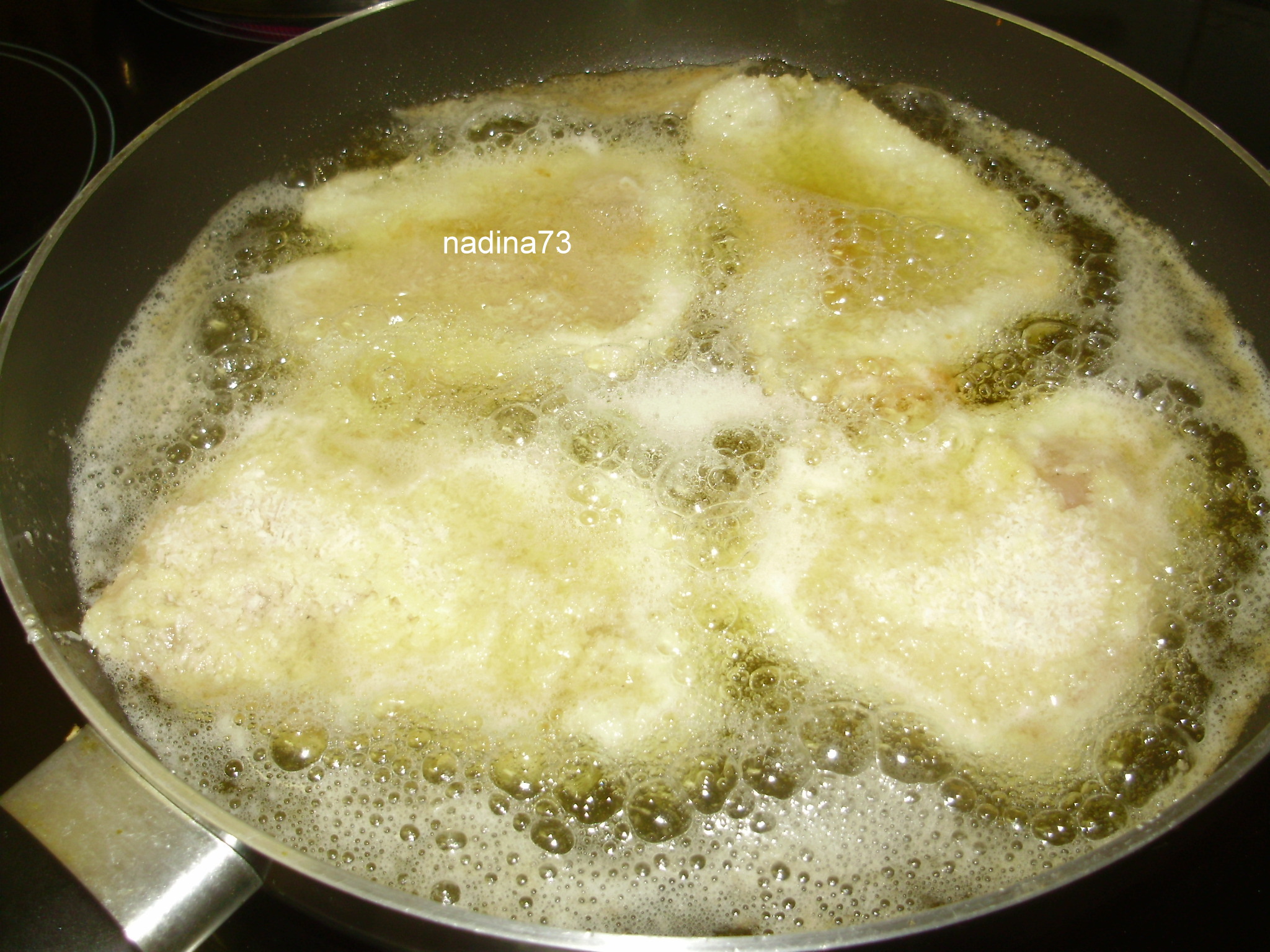 Filete de pangasius cu nuca de cocos