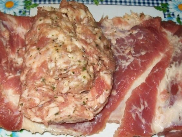 Piept de porc cu mazare si friganele