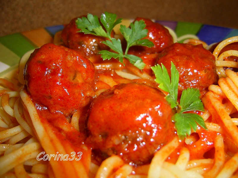 Spaghetti with meatballs