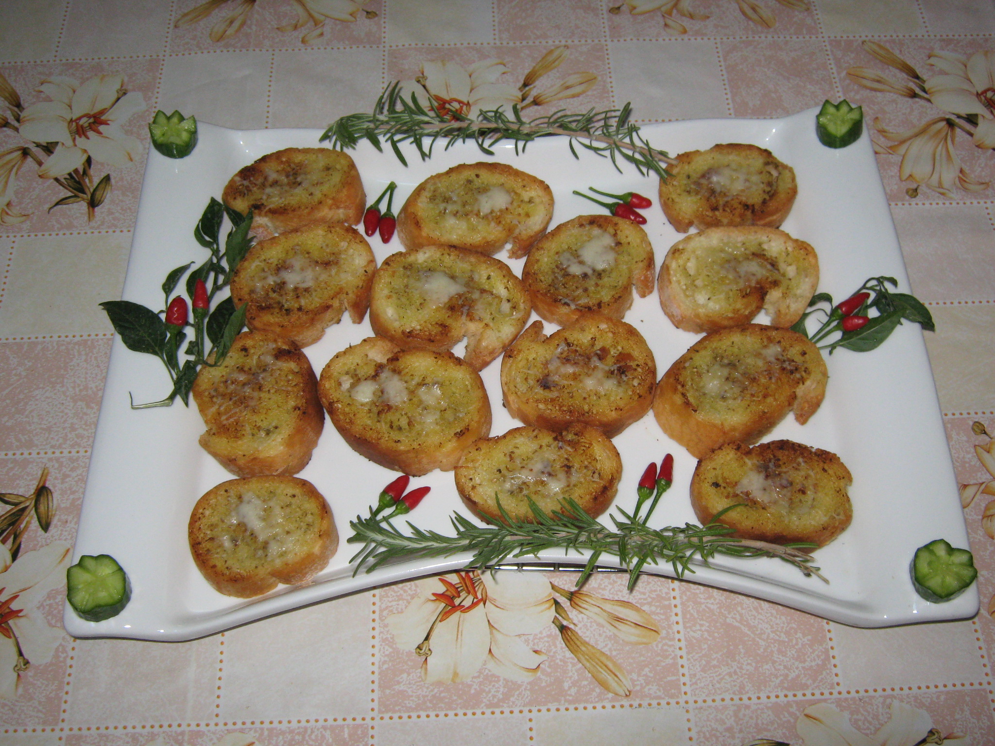 Paine cu usturoi la cuptor
