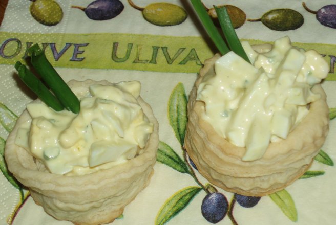 Vol-au-Vent cu salata de Oua