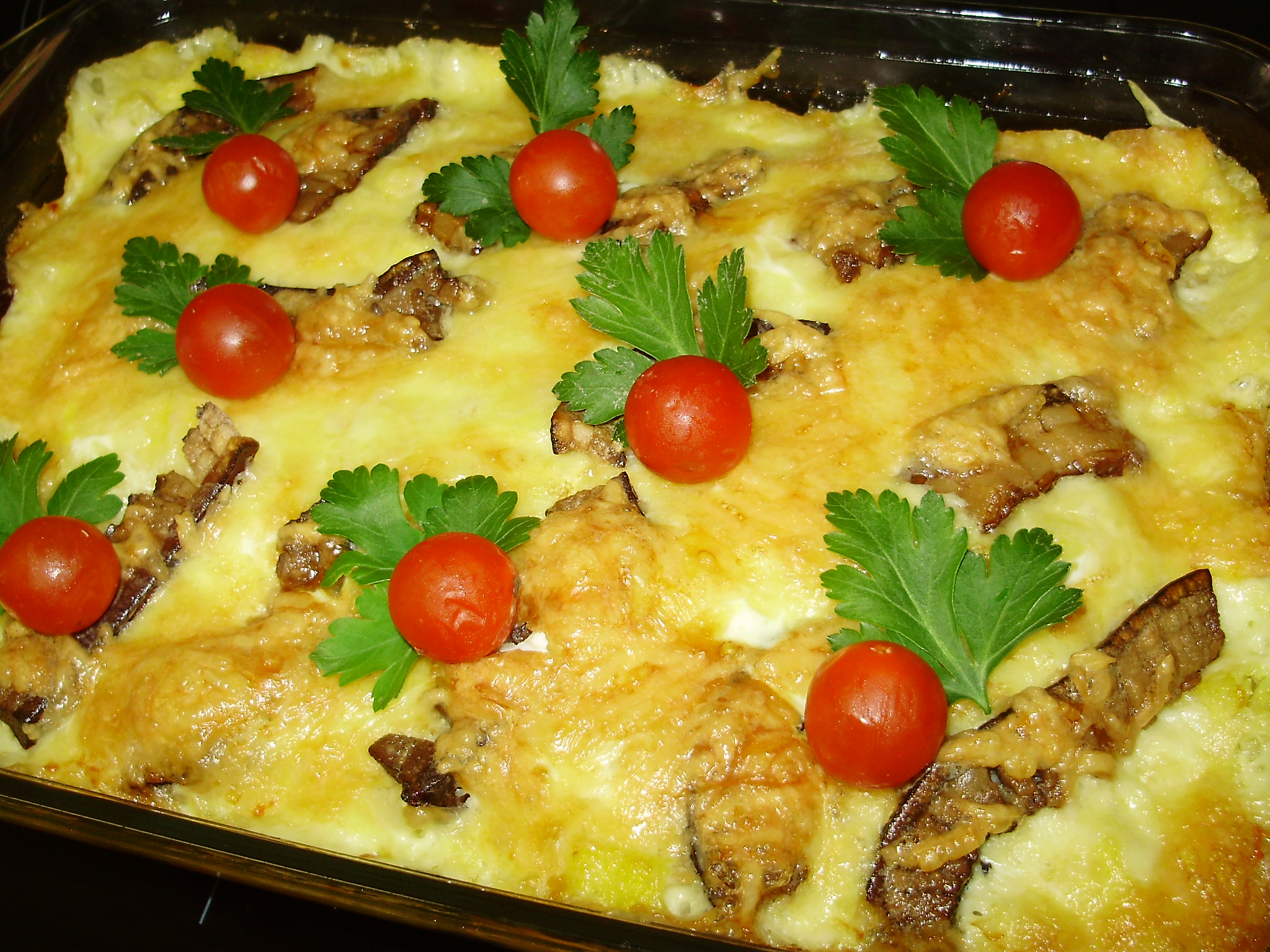 Mamaliguta  gratinata la cuptor