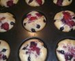 Muffins sau briose cu fructe de padure asortate-7