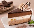 Tort cu 3 feluri de crema.-4
