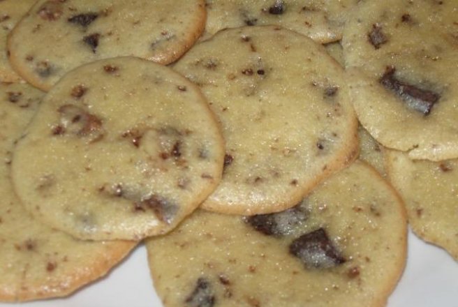 Cookies cu nuci si ciocolata