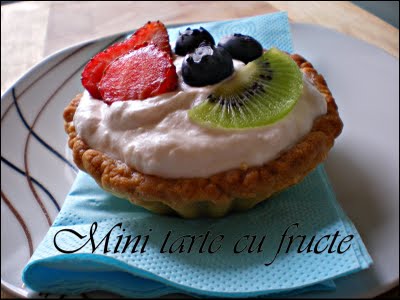 Mini tarte cu fructe