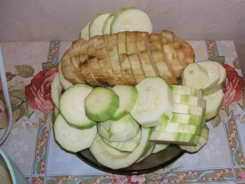 Dovleci şi vinete pane