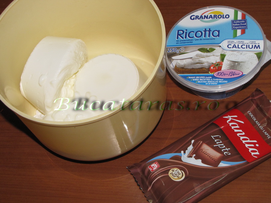 Tort de visine si crema cu ricotta si ciocolata