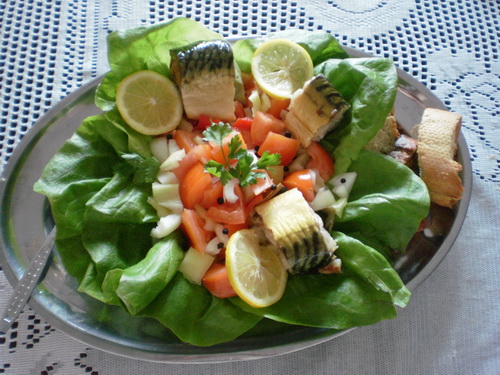 Salata de macrou afumat