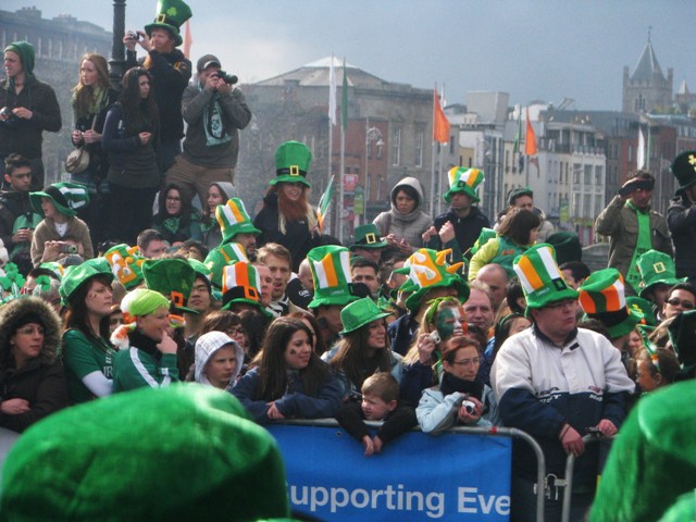 Fotoreportaj bucataras.ro: Parada de Sf. Patrick din Dublin in 20 randuri si 20 poze