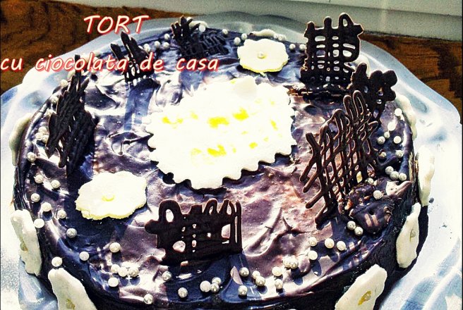 Tort cu ciocolata de casa