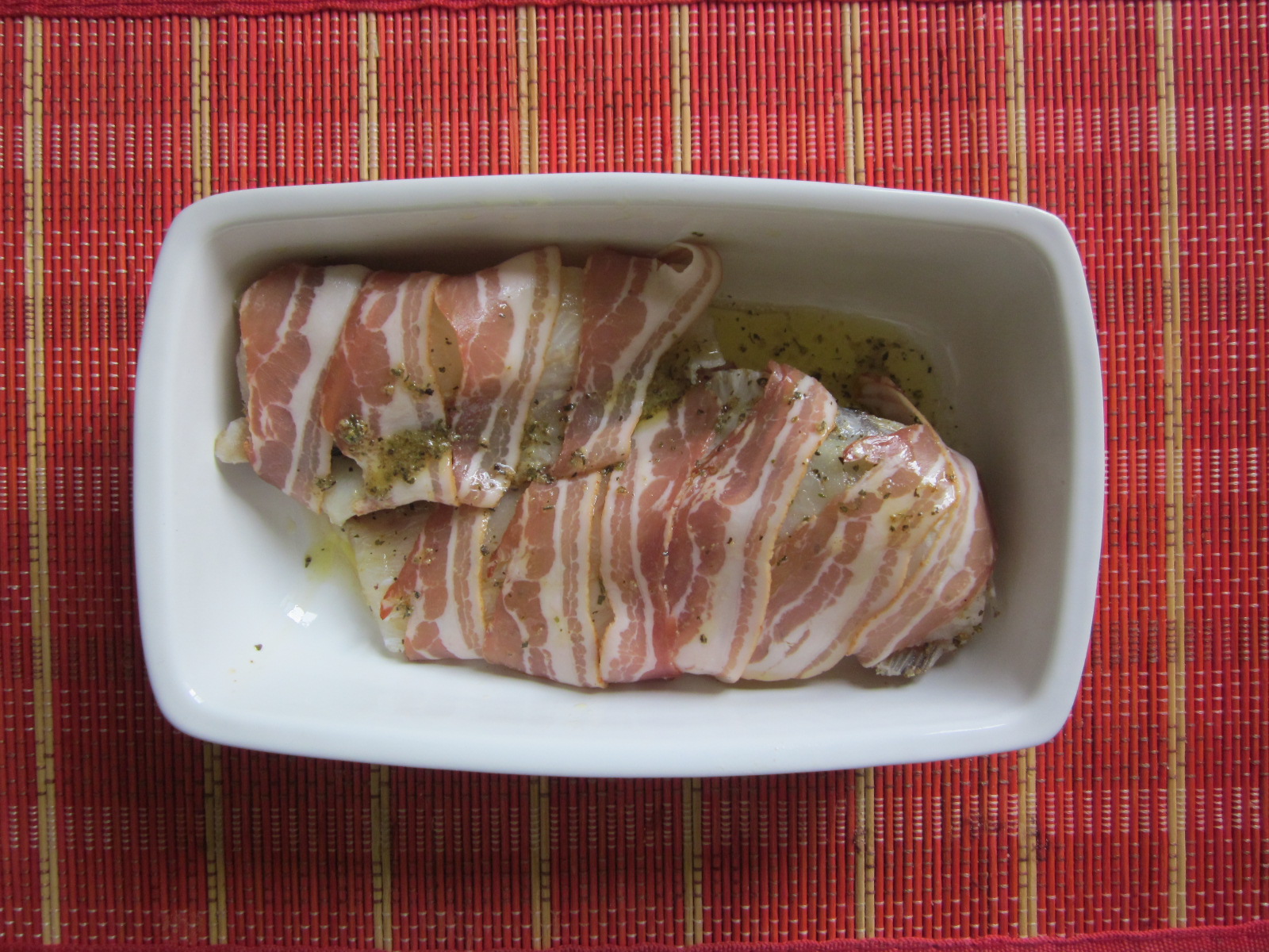 Trunchi de grenadier invelit in bacon