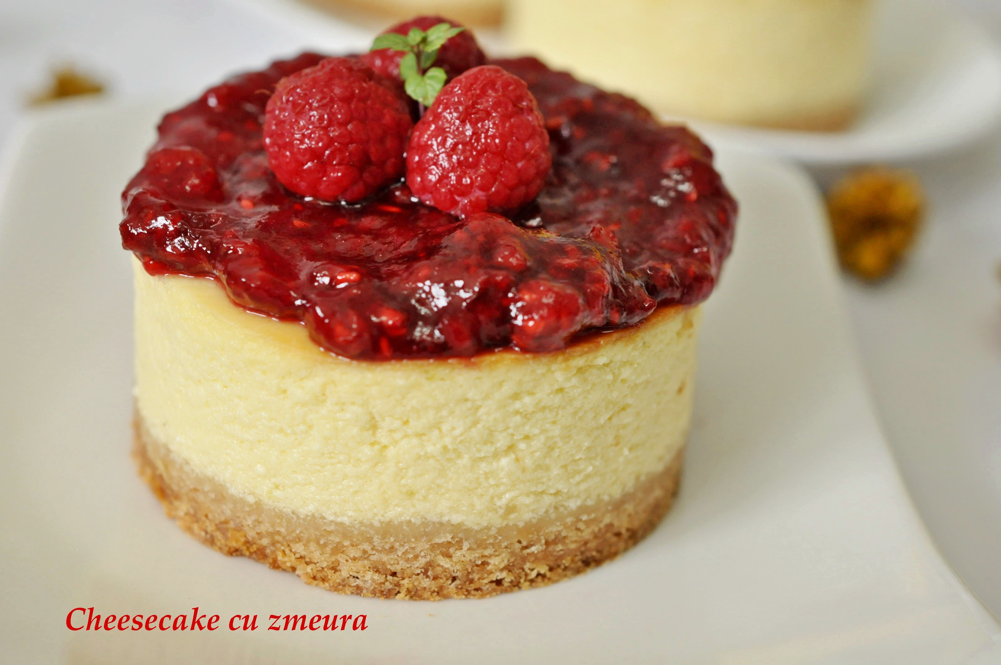 Cheesecake cu zmeura