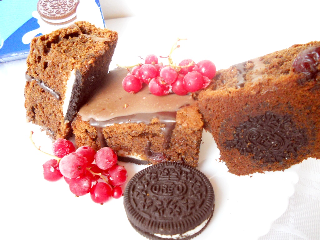 Oreo Brownies(Negresă cu biscuiţi Oreo)