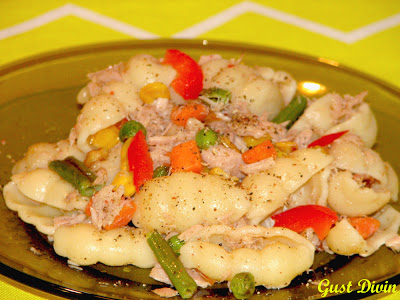 Gnocchi cu ton si legume