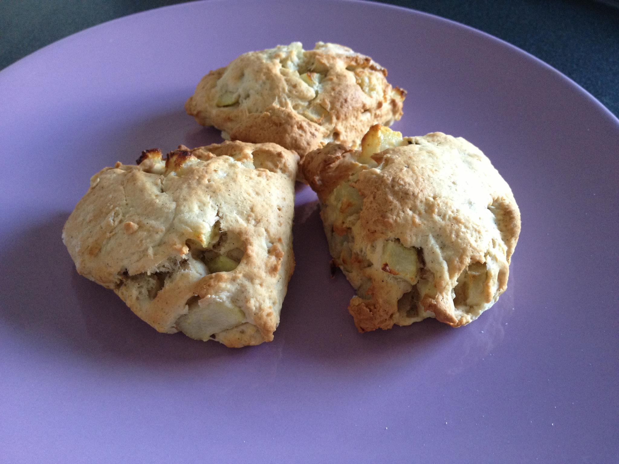 Scones cu Chai şi pere