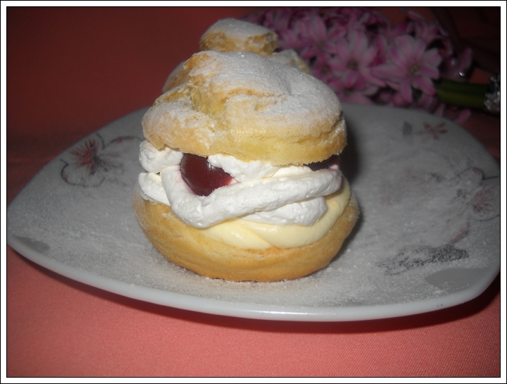 Choux a la creme