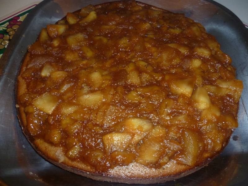 Tarta cu caramel de banane si mar