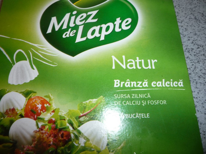 Mini-tarte cu ciuperci si branzica Miez de lapte