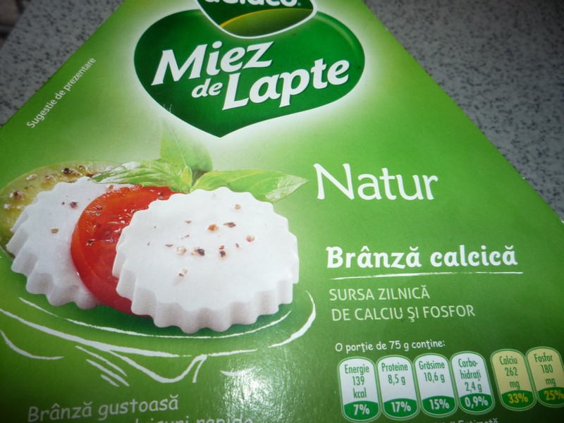 Mini-tarte cu ciuperci si branzica Miez de lapte