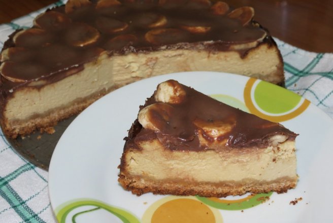 Cheesecake cu unt de arahide si banane