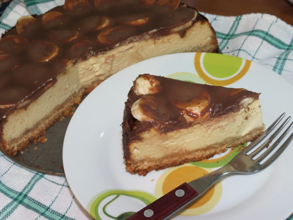 Cheesecake cu unt de arahide si banane