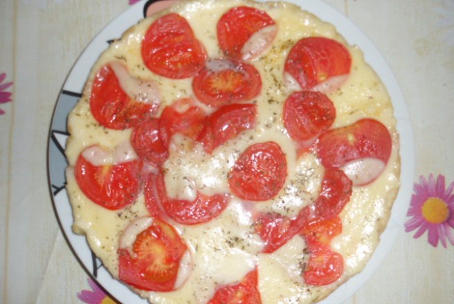 Quiche cu mozzarella si rosii