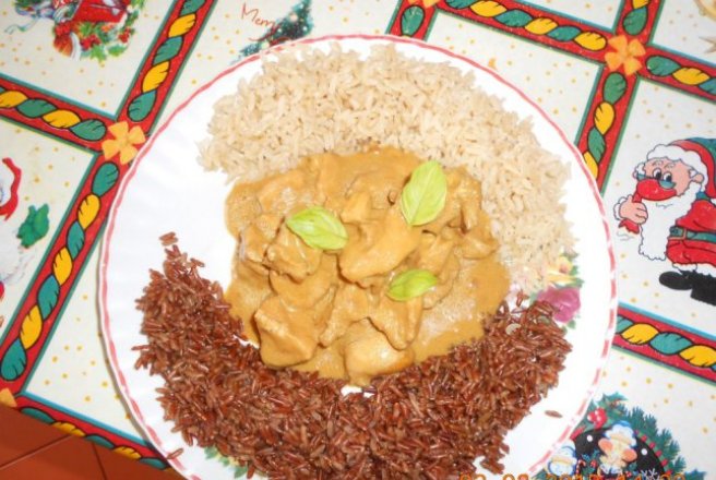 Curry de pui cu lapte de cocos si 2 feluri de orez