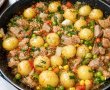 Tocanita din carne de porc si cartofi intregi-2