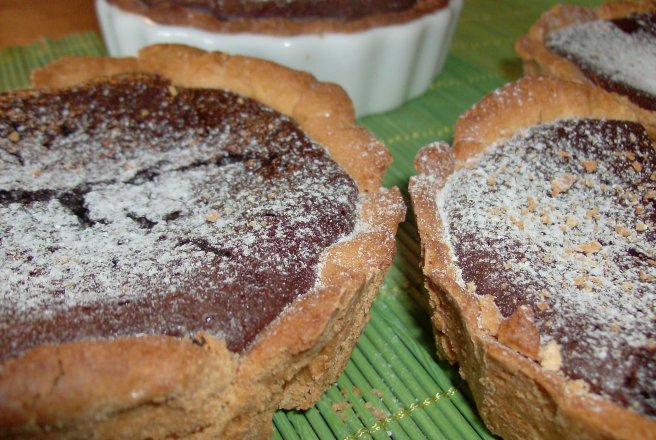 Mini tarte cu ciocolata