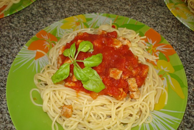 Spaghete cu carne