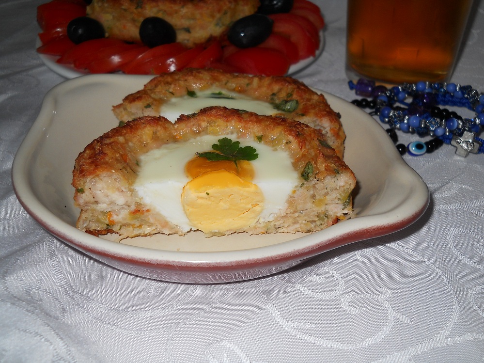 Cuib de carne tocata