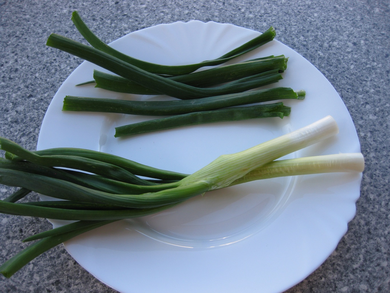 Omleta cu ceapa verde,bacon si polenta (mamaliga )