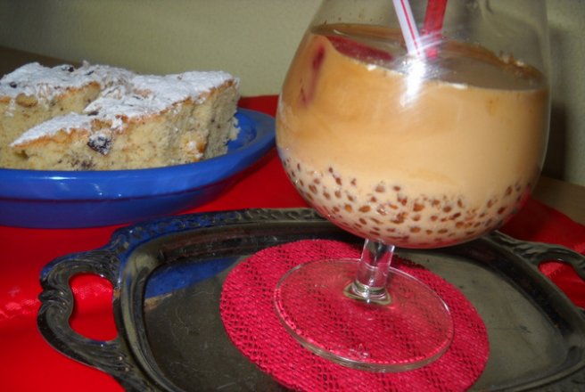 Cafea cu perle de tapioca