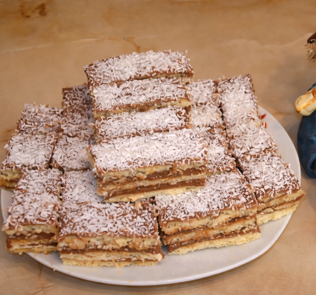 Foi cu bicarbonat de amoniu(saligar) si crema de ciocolata