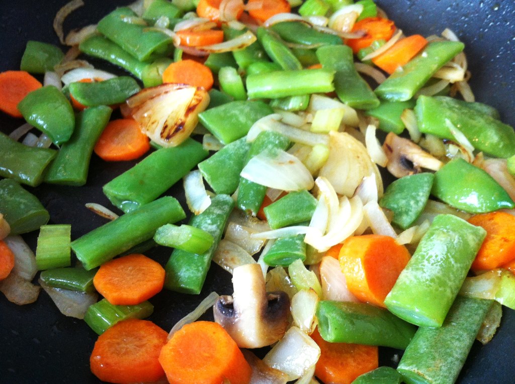 Cuscus/cous-cous cu legume in stil marocan