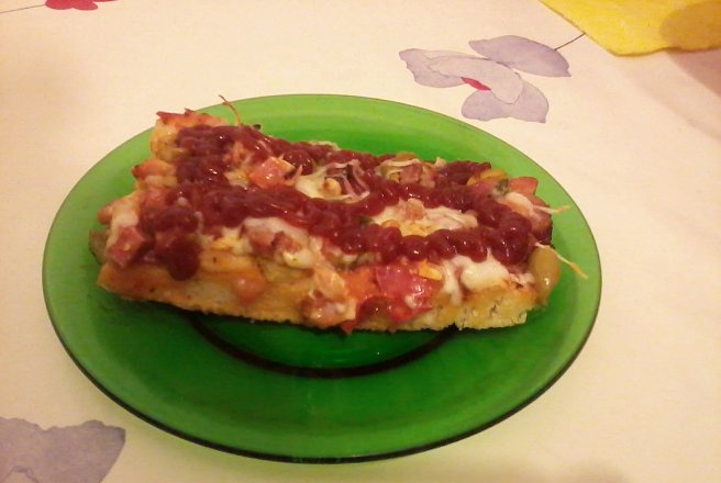 Pizza pufoasa de casa