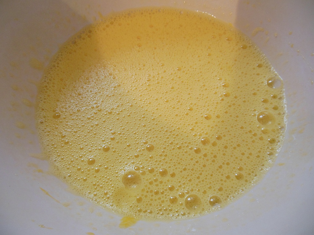 Mini checuri cu ananas si scortisoara