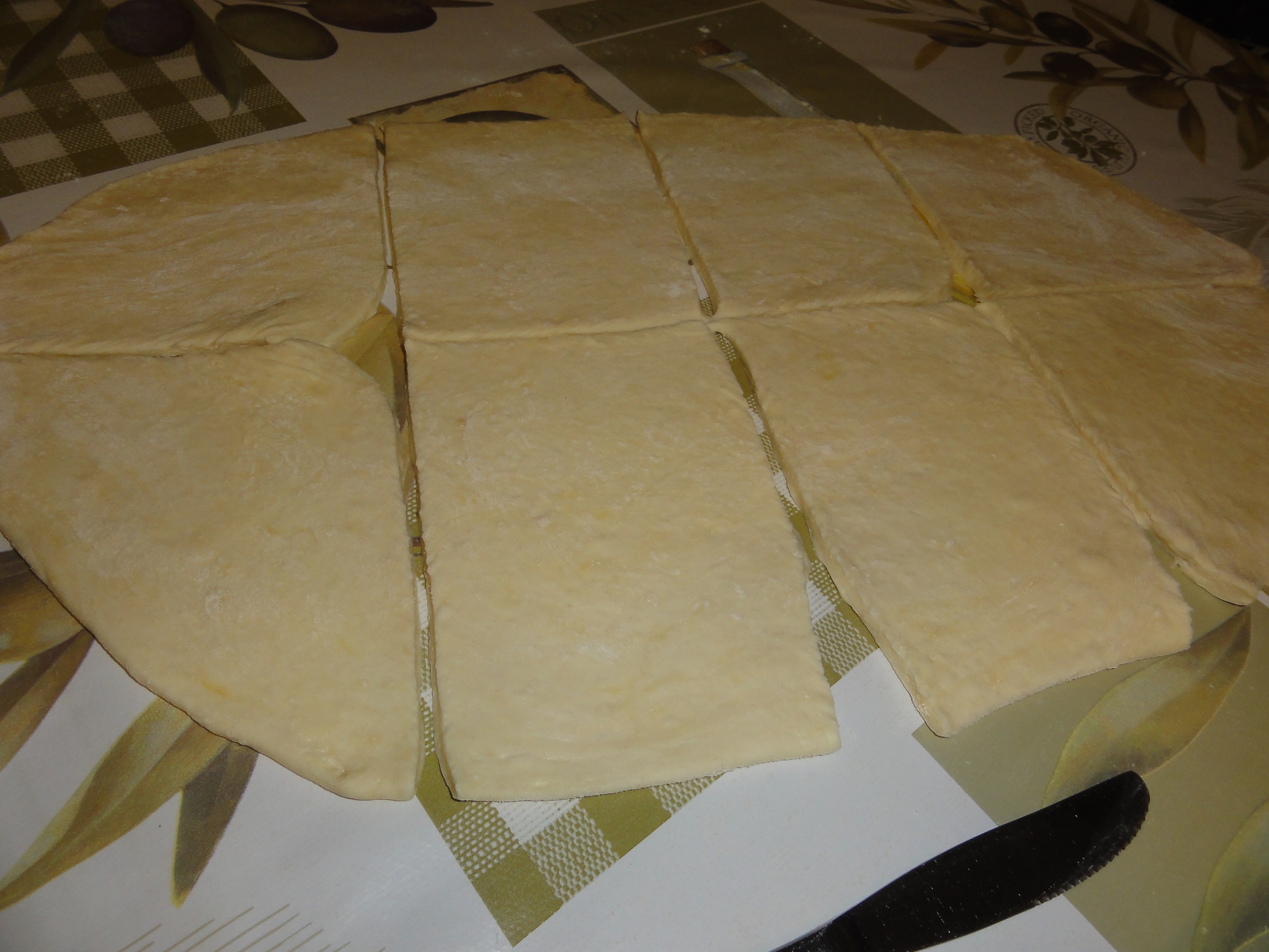 Placinte cu Mozzarella si Emmentaler