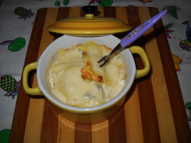 Gratin de ravioli cu gorgonzola