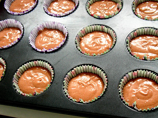 Cupcakes de ciocolata cu banane