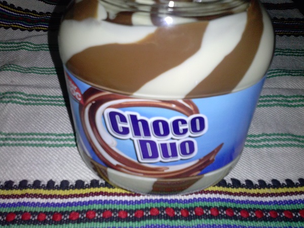 Clatite cu nuca de cocos, Choco Duo si frisca