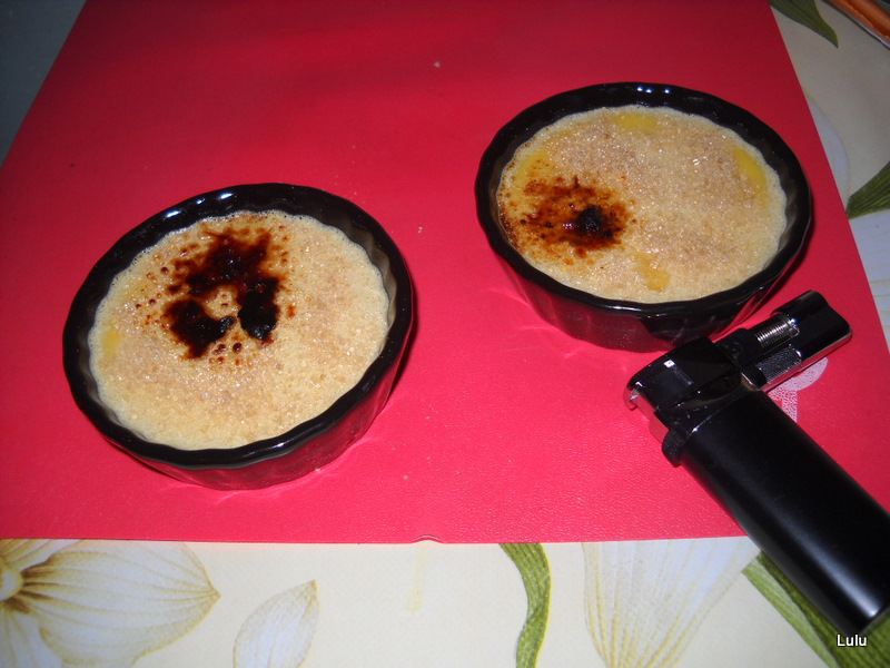 Creme brulee cu ghimbir confiat