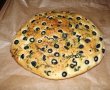 Focaccia cu masline si busuioc-3