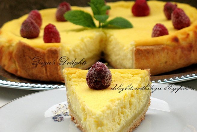 Cheesecake cu lamaie si zmeura