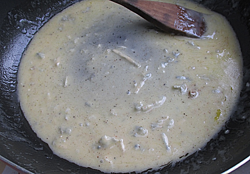 Gnocchi in sos cu gorgonzola