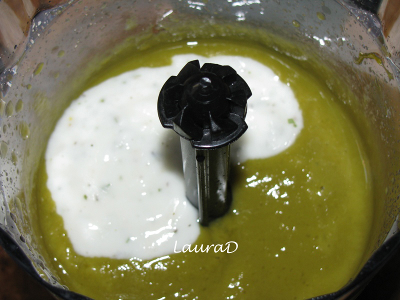 Mousse de sparanghel verde cu mazare si tarhon