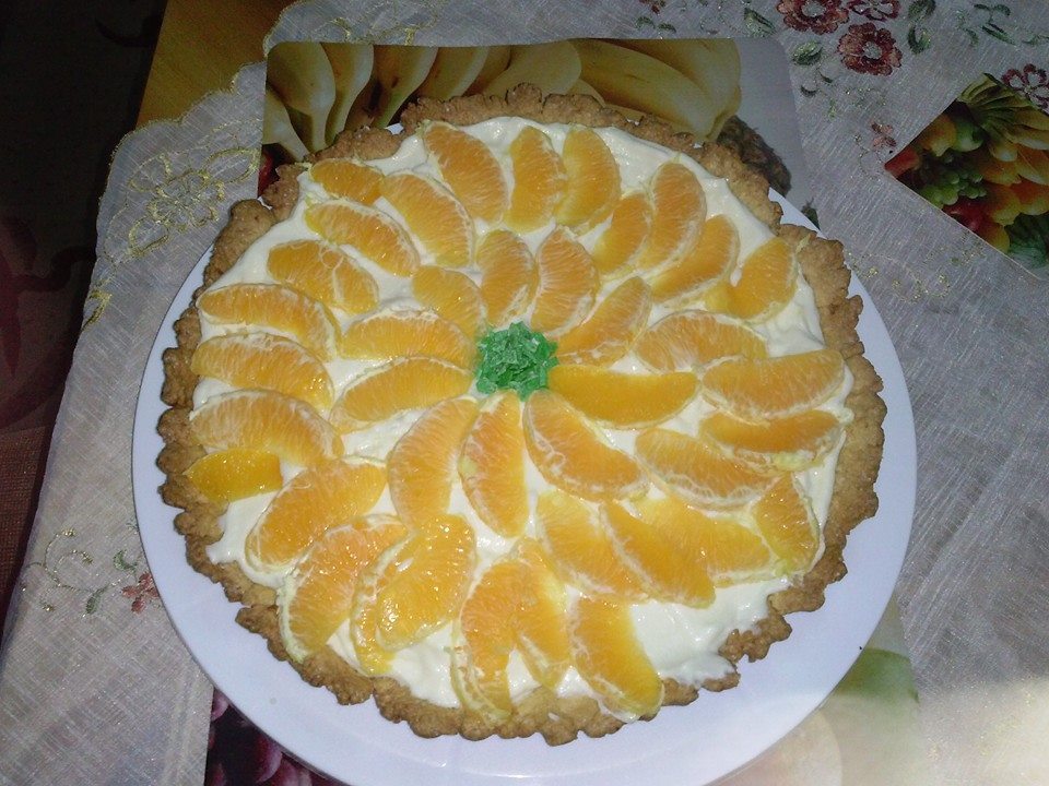 Tarta cu crema de vanilie  si portocale