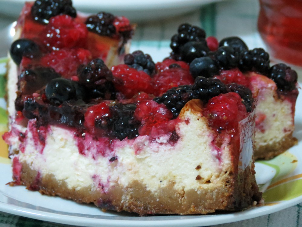 Cheesecake cu fructe de padure